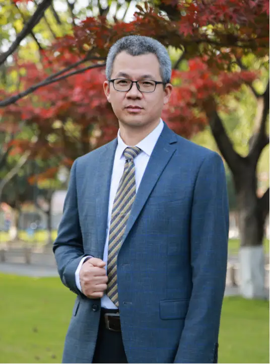 刘恩龙